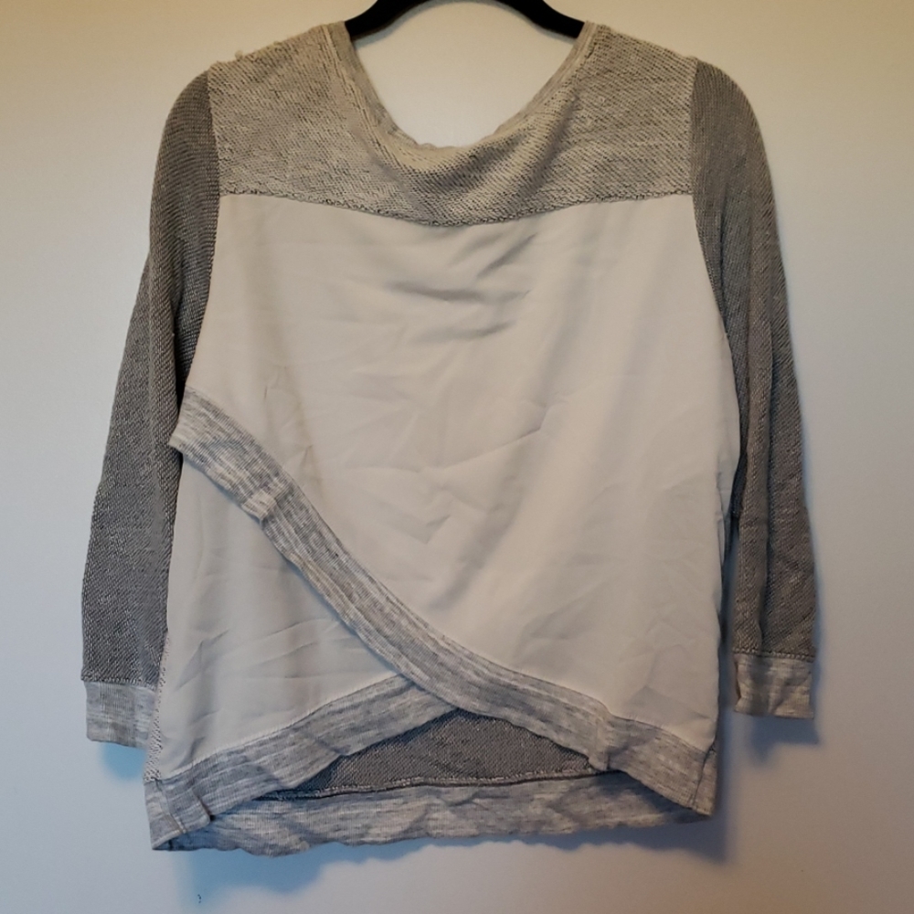 American Eagle Outfitters Distressed 3/4 Shirt